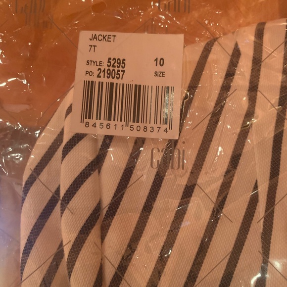 Cabi blazer jacket, flare arm, white and navy striped, size 10 - Picture 3 of 4